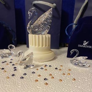 Swarovski Crystal 4 signed Swans! w/Boxes***Rare**